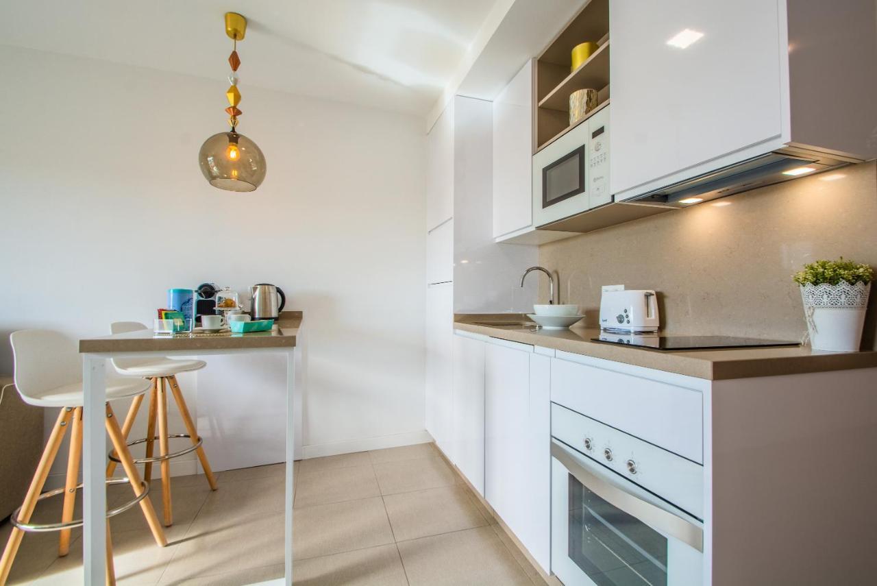 Divina Home Apartments 라칼라데미야스 외부 사진